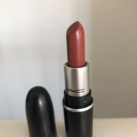 MAC Matte Mini Lipstick in Taupe - Picture 2 of 5